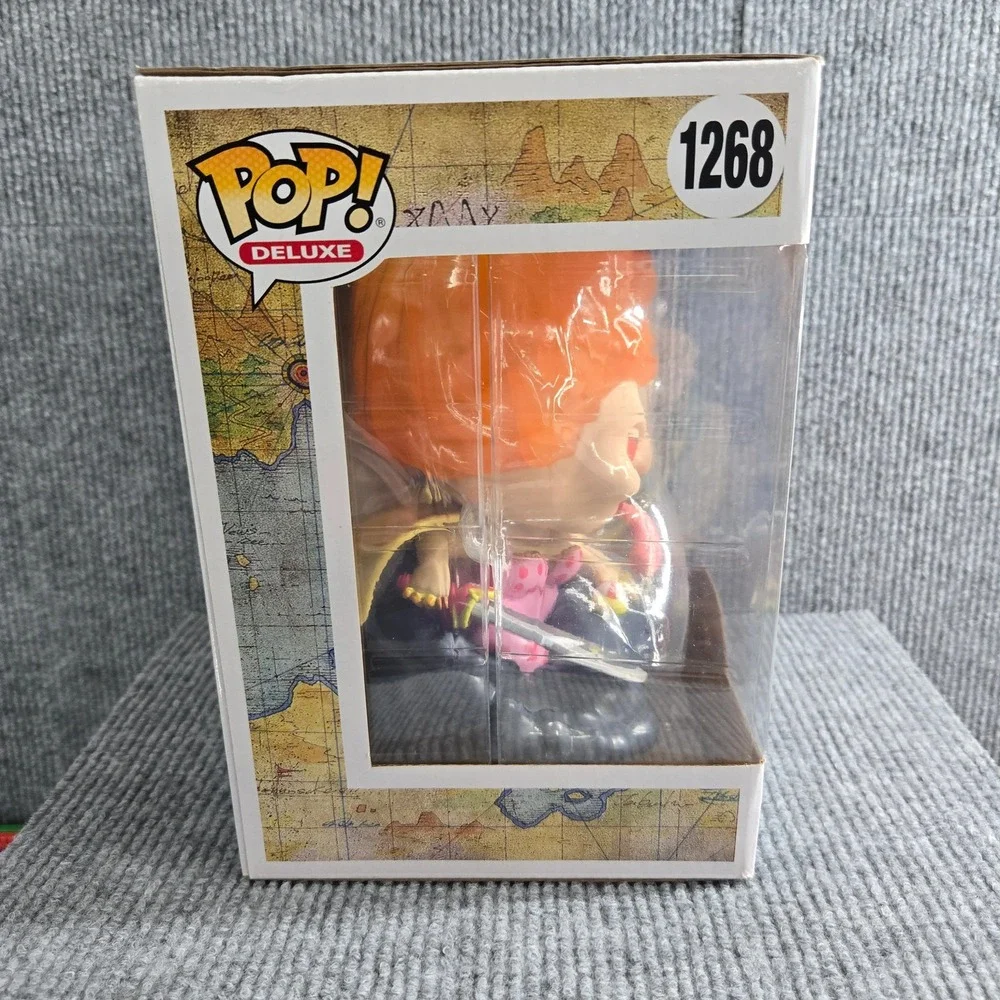 Funko Pop! Deluxe One Piece Hungry Big Mom Vinyl Figure 1268 Gear 5 Trading Card